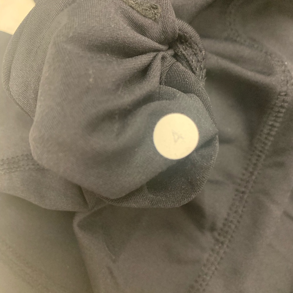 Lululemon Athletica Tank Top - Picture 3 of 6